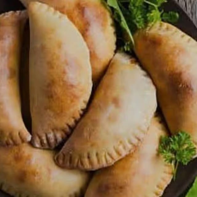 Sambosas.