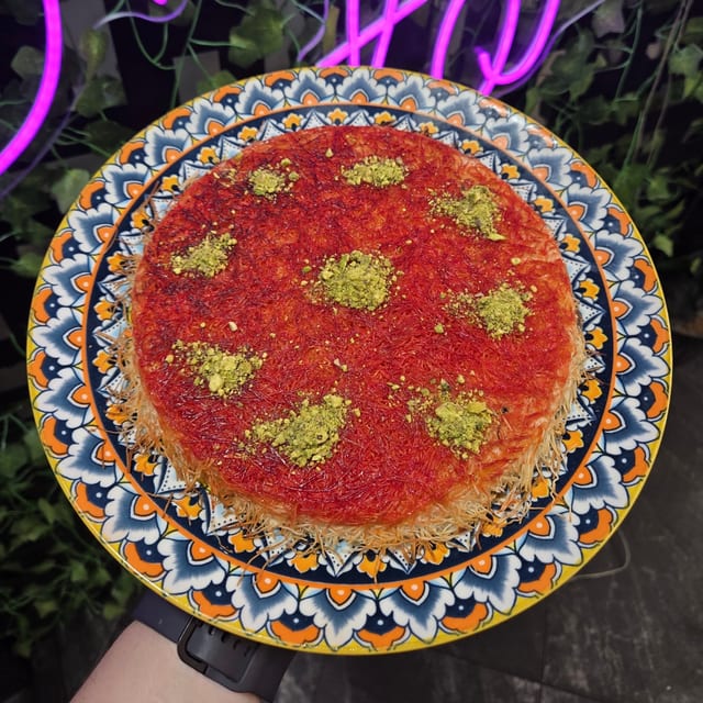 Knafeh.